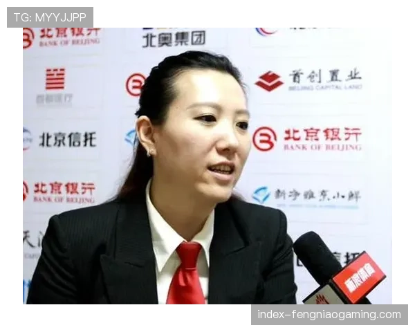 聚焦艾琳·韦斯顿：首位执裁NBA季后赛的女性裁判的成长故事